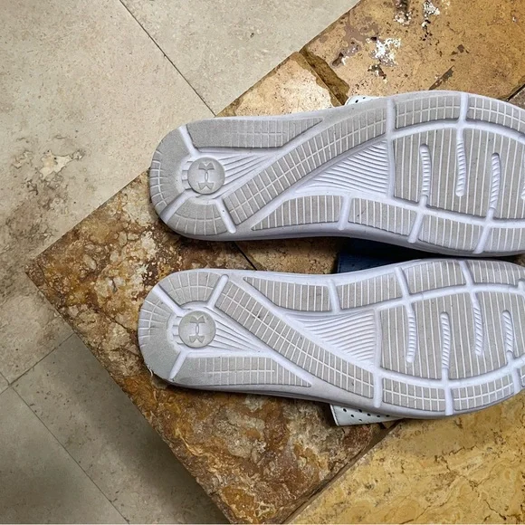 Under Armour Dark Blue and White Slides - Picture 2 of 6